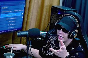 Big tits Latina Belinha baracho in hot podcast action