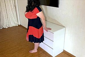 experienced stepmom pleases her stepson