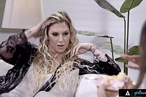 Alexia Anders licks her stepmom's cougar friend