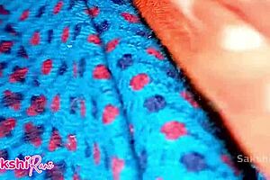 i saw my stepmom peeing from her pussy, then i fucked her big pussy