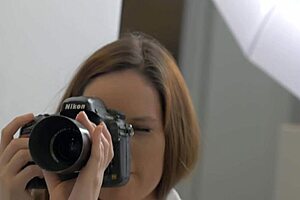 Beauty scene with threesome lesbian action in hot strapon play