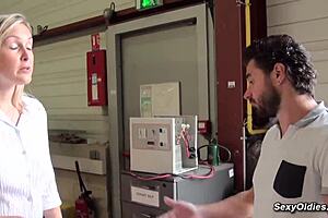 Tall milf Melany Paris gets fucked in the warehouse
