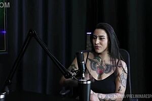 Hot amateurs in action: Lexi Mallet's best scenes