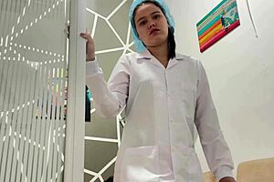 Latina doctor gives royal treatment