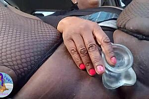 Fiddling with my pretty pussy in public kuroyukiexperience