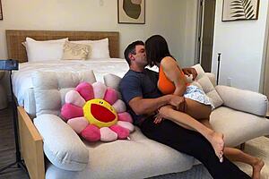 Richard and Hailey cheat on their spouses with Max and Honey