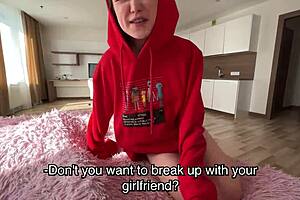 Stepsister got her pussy filled with cum after teasing cock