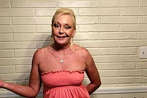 Golden shower fun with Ms Paris Rose