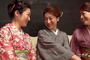 Beautiful mature woman DaraKe's group sex party 1