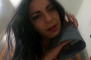 Mature pantyhose fetish with curvy EU MILF | Preview