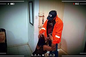 I suck the delivery guy's cock and let him fuck me after he sees me in lingerie