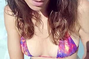 We fuck by the pool 😏