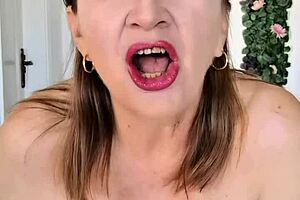 i'm a hot granny seducing with blowjob and titfuck