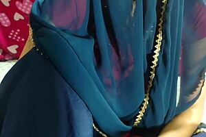 hot girlfriend desperate for the cock for her wet pussy in the night