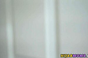 Hijab MILF boosting her social media with real sexy content, oops typed wrong, so hawt