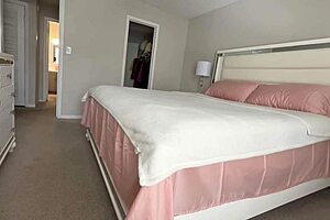 Ebony Slut Teases BBC with Licks and Kisses Before Massive Load