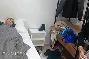 First-time anal sex experience for the young virgin