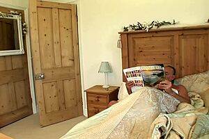 Housewife Milf Cougar Bbw with Big Natural Boobs