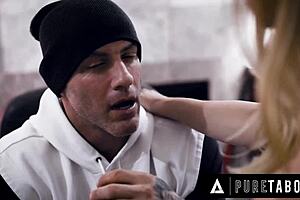 Sarah Vandella, The Ambitious Football Team Owner's Wife, Finds A Way To Motivate The Best Player.