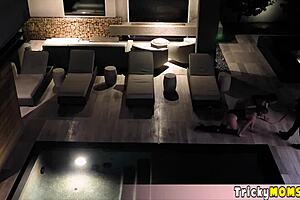 i'm training two milfs in rough fucking with big tits and lingerie in pov fetish afternoon.