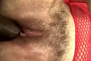 Hairy pussy of hot European mature cougar