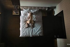 The best view - she loves herself in the bed