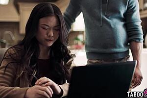 Asian Teen 18+ Lulu Chu Hears Milf Slimthick Vic Fuck Roommate Seth Gamble