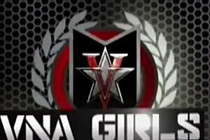 Busty brunette jelena jensen rubs her clit