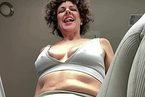 watch me sweat during workout, beta boy