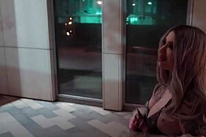 Ever fucked a stranger hard after a theater date with facial finish?