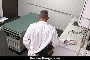 Bbw Josephine James gives a rimjob before the anal scene