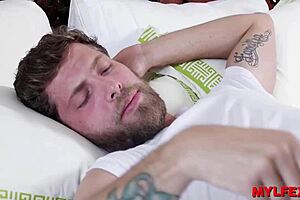 i secretly crushed my milf stepmom in the bathroom with assfucking and gaping