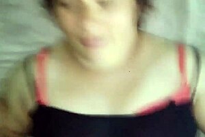 Latina amateur sucks cock in missionary while filming