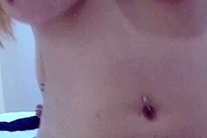 Adoro Esfregar A Buceta Em Uma Rola Assim With Big Tits Teasing Cumshot