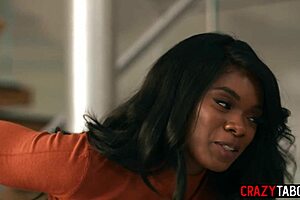 Ana Foxxx deepthroats in group fuck!