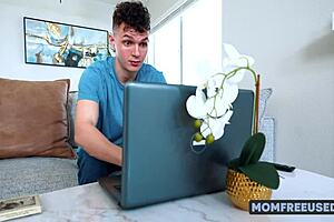 Milf Agent's Hacker Protection Turns Seductive