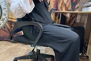 arab woman watches porn and masturbates to orgasm.