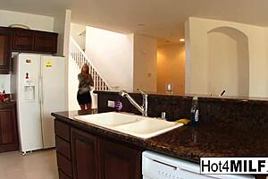 Milf Mellanie gets hardcore interracial fuck