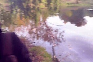 Spanish milf gives risky blowjob in park.