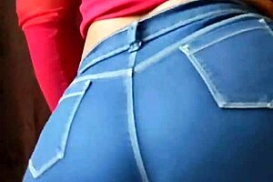 Having wild sex with my husband until I finish, learn to please your wife.