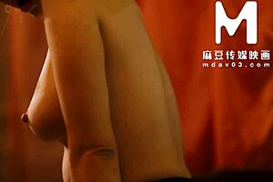 Modelmedia Asia - Sexy milf Su Yutang rides hard in group action