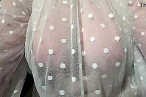 Stunning Big Boobs Milf Shows Saggy Tits in Close-Up Action!