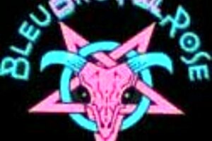 Horny PAWG in pink panties passionately takes huge cock like a filthy slut in cowgirl and doggystyle