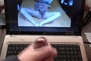 Éjaculations complètes des amis du beau-fils, j'adore leurs grosses bites !