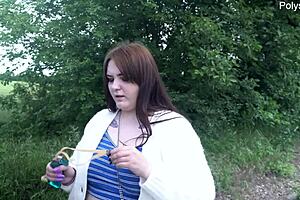 Hot public pegging session in sunny weather today