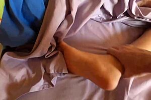 Stepdaughter ditches condom, gets pregnant by stepfather's creampie! Shocking homemade vid! 😱