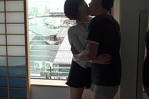 Japanese 18-year-old cafe girl in amateur sex tape