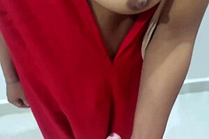 Indian Milf Aunty Battles Teen Bhabhi in Hot Chudai with Wild Doggystyle and Oiled Bodies