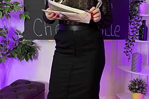 Sexy MILF Wears Coffee Color Stockings At Club