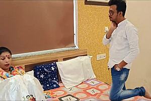 Hot Indian Bhabhi Filmed in Dirty Hotel Couple Sex?